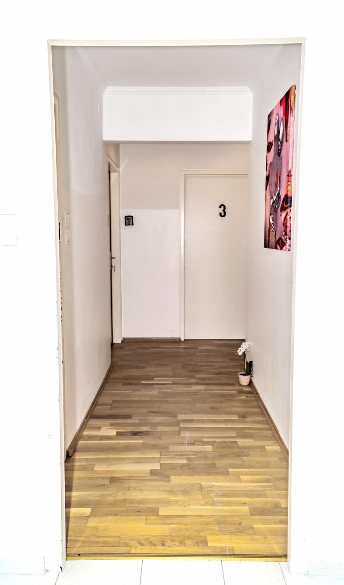 Spacious 5 Minutes To Wiener Stadthalle Hospedagem domiciliar