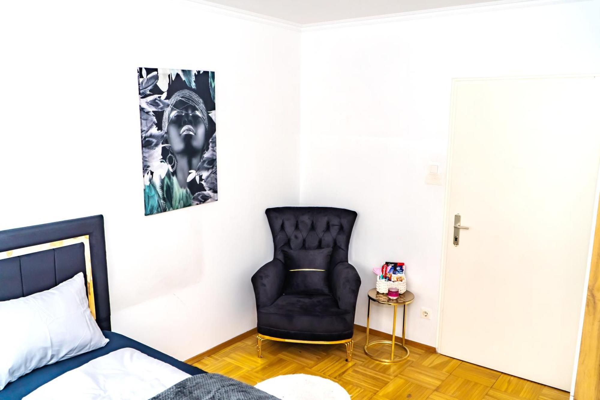 Spacious 5 Minutes To Wiener Stadthalle Hospedagem domiciliar